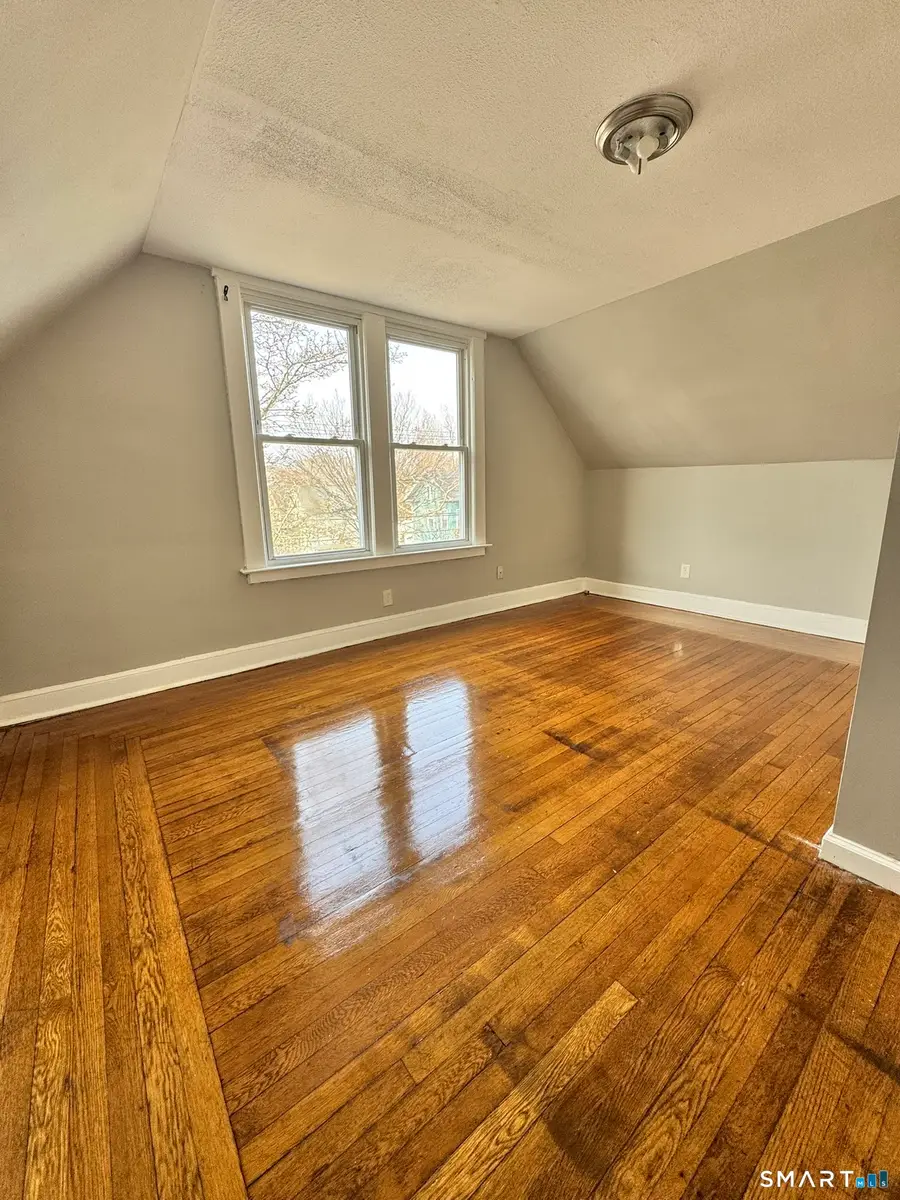 721 Winchester Avenue, New Haven, CT 06511 - Image #2