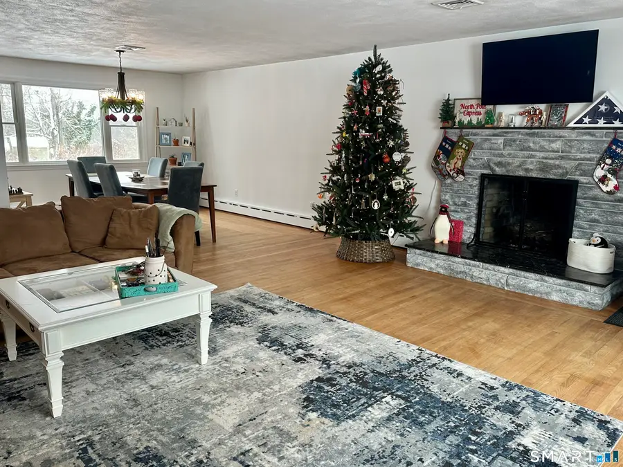 43 Featherbed Lane, Branford, CT 06405 - Image #3