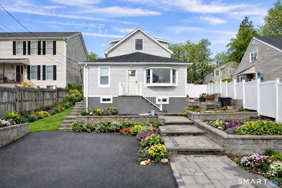 198 Castle Avenue, Fairfield, CT 06825 - #1