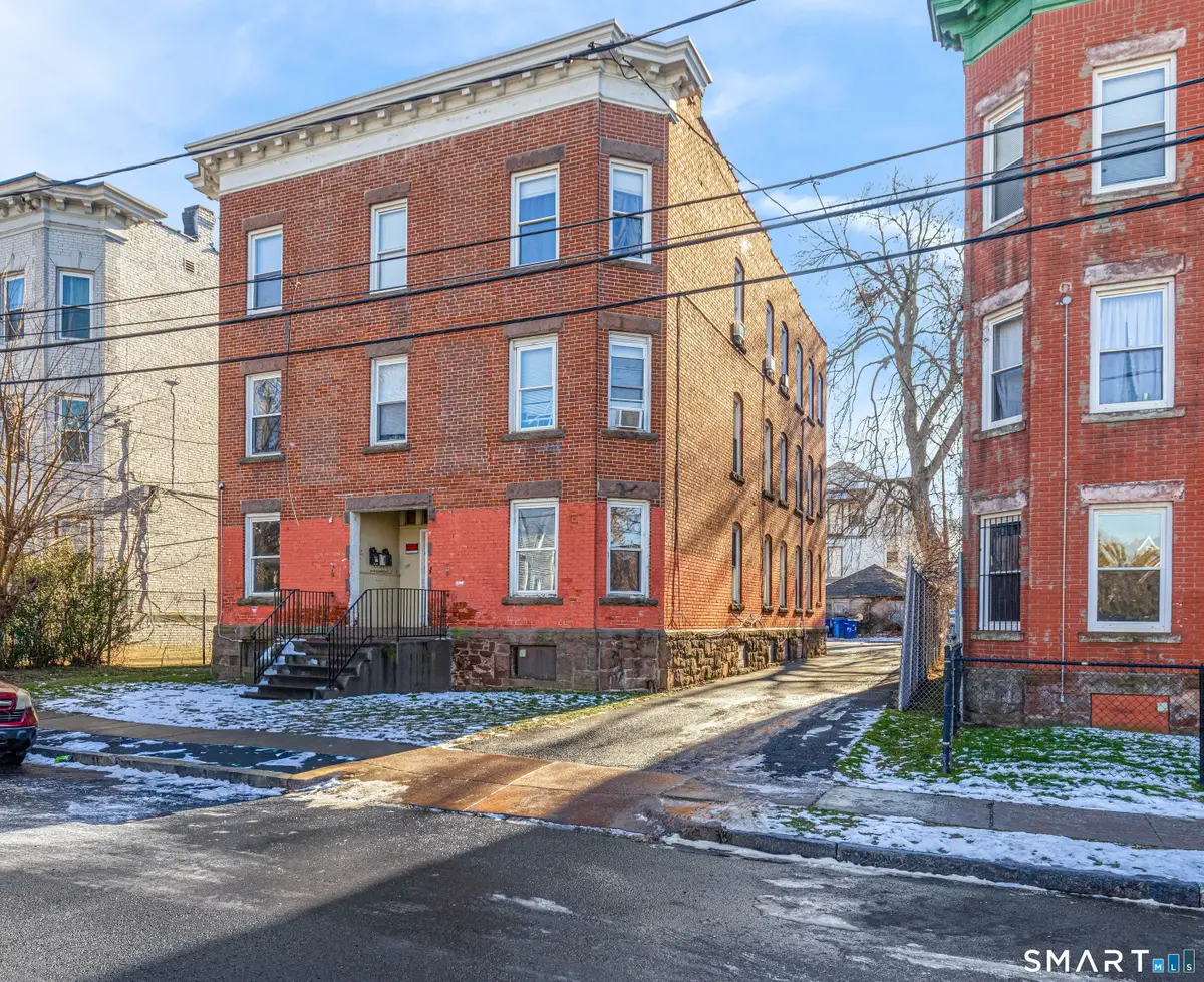 27 Bond Street, Hartford, CT 06114 - Image #1