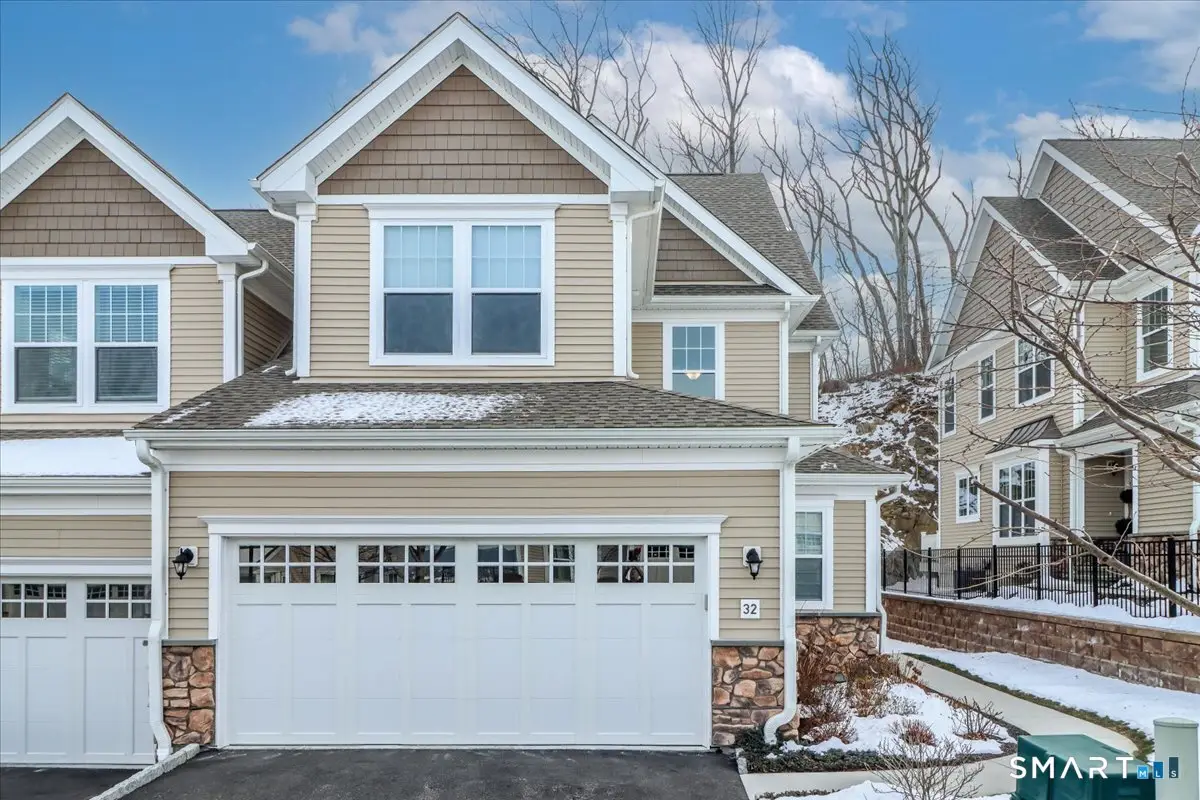 32 Hunting Ridge Lane #32, Bethel, CT 06801 - Image #1