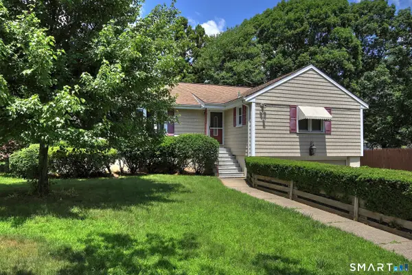 240 Quenby Place, Stratford, CT 06614
