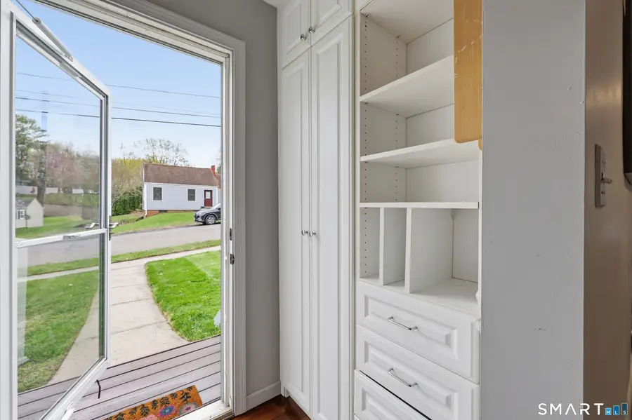 16 Parker Street, Enfield, CT 06082 - #3