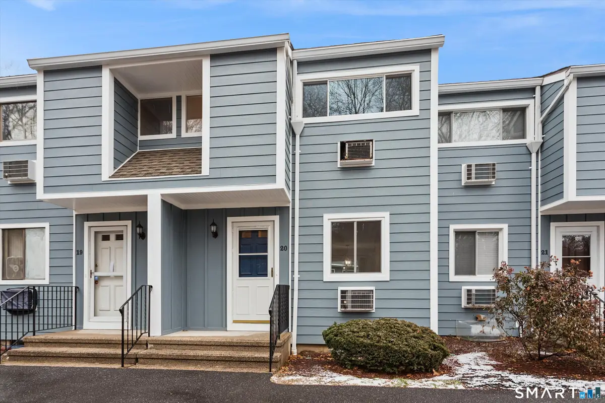 16 Donna Drive #APT 20, Norwalk, CT 06854 - Image #1