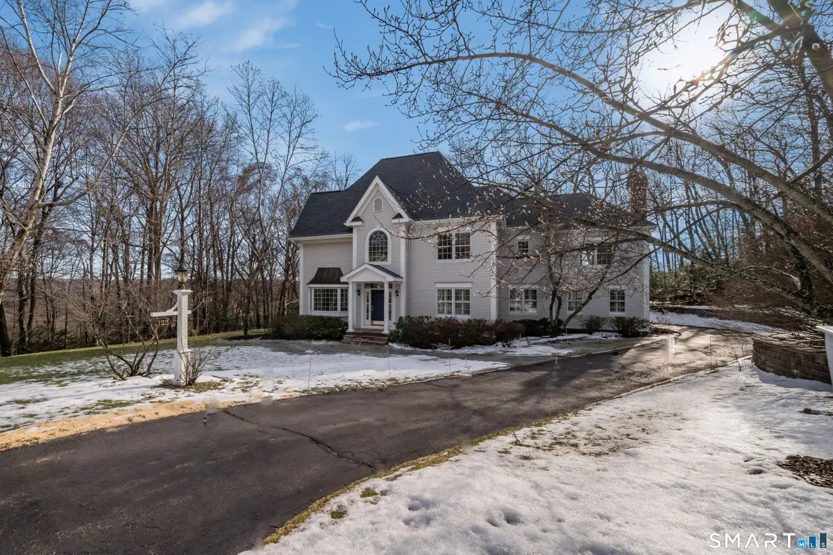 123 Bridgewater Drive, Avon, CT 06001 - Image #1