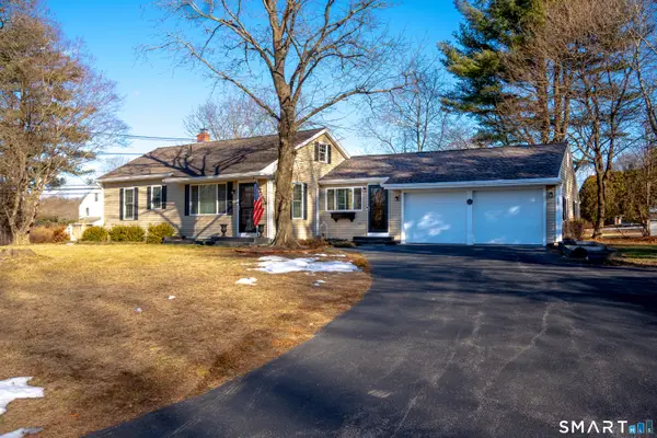 2 East Avenue, Norwich, CT 06360