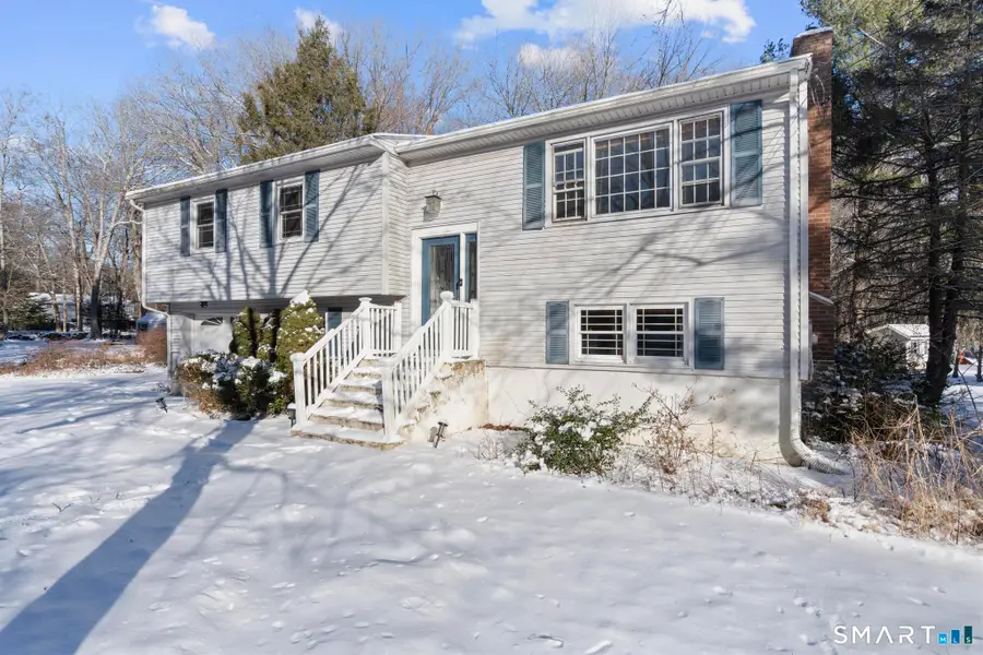 7 Partridge Hollow Road, Ledyard, CT 06335 - Image #2