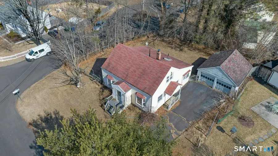 110 Minturn Road, Bridgeport, CT 06606 - Image #2