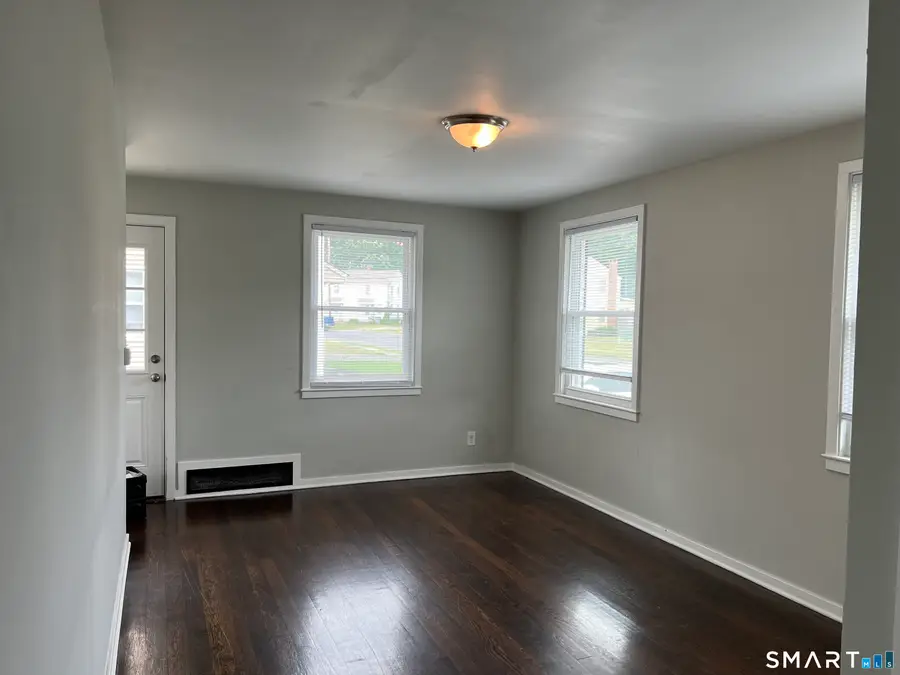 150 Stillwell Drive, Plainville, CT 06062 - Image #3