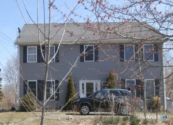 121 Damascus Road, Branford, CT 06405