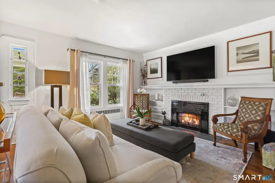 98 Comstock Hill Avenue, Norwalk, CT 06850 - Image #3