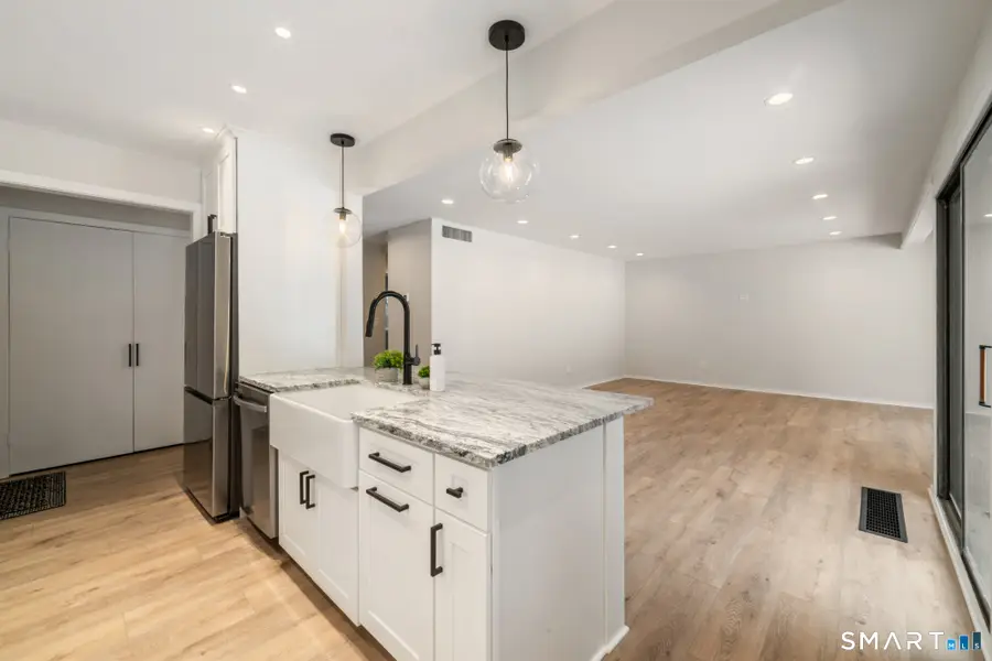 335 Heritage Village #B, Southbury, CT 06488 - Image #3