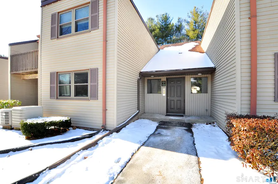 703 Twin Circle Drive #703, South Windsor, CT 06074 - Image #2