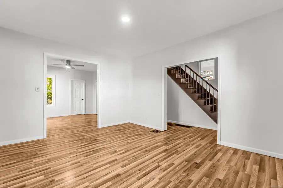 32 Hill Street, Shelton, CT 06484 - Image #2