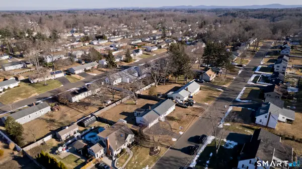 15 Sun Street, Enfield, CT 06082