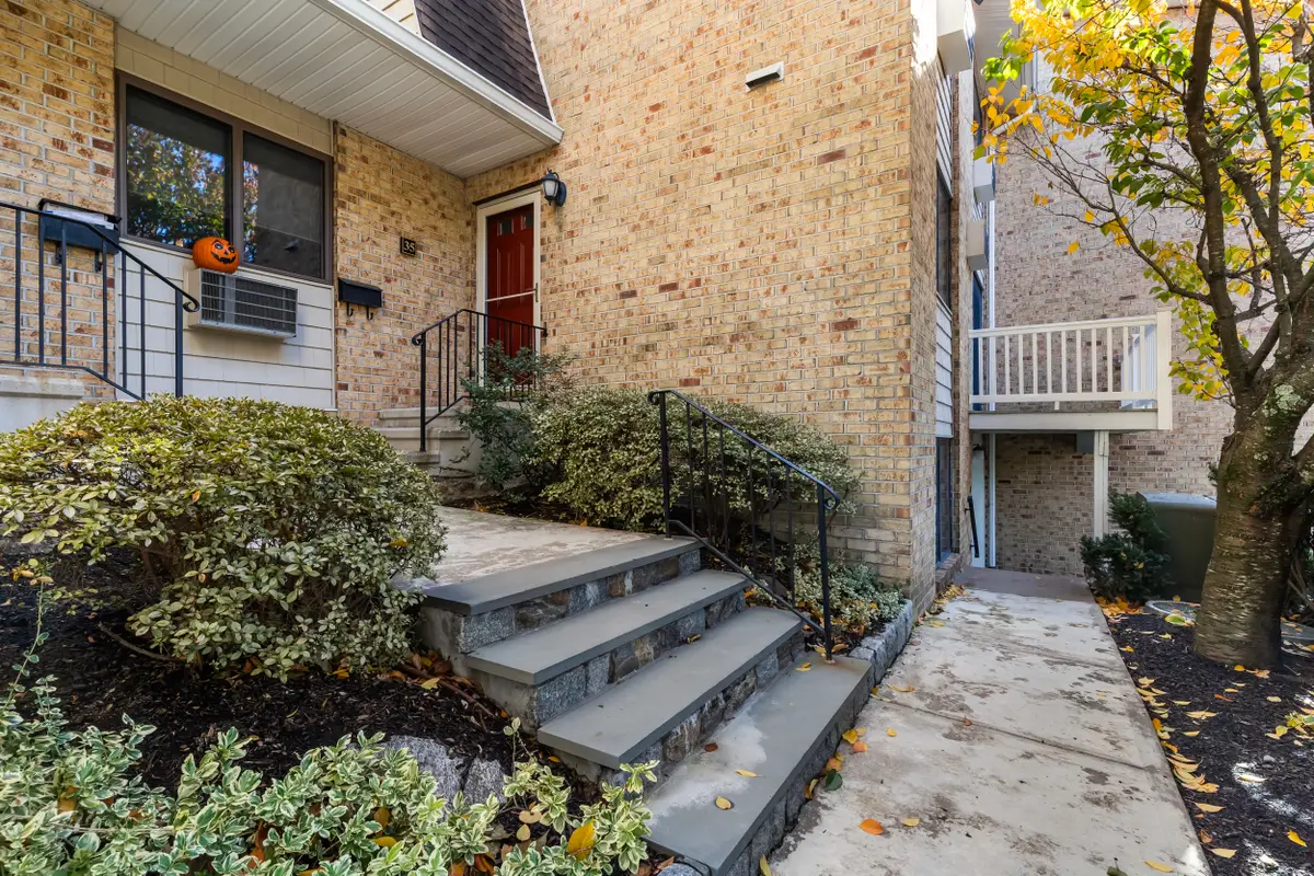 180 Glenbrook Road #APT 35, Stamford, CT 06902 - Image #1