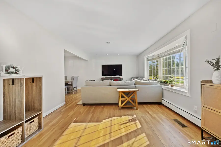 33 Purdy Road East, Norwalk, CT 06850 - Image #3