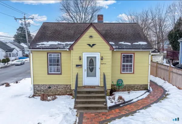 18 Dallas Avenue, Waterbury, CT 06705