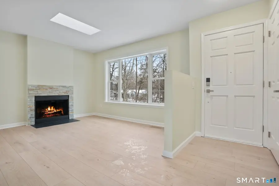 26 Edgewood Road, Oxford, CT 06478 - Image #2