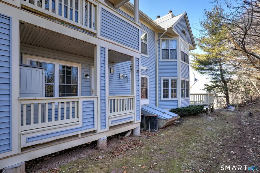 75 Redwood Drive #203, East Haven, CT 06513 - Image #3