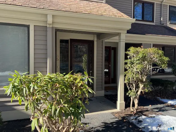 35 Riveredge Drive #35, Winchester, CT 06098