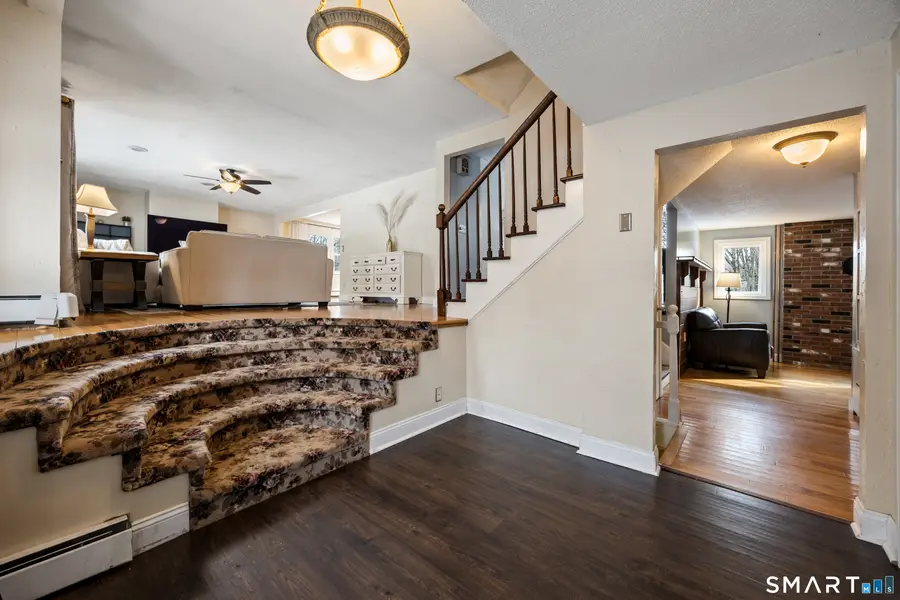 1 Grandview Court, Norwich, CT 06360 - Image #3