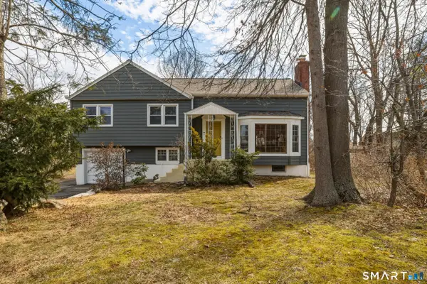 60 Corbin Road, Hamden, CT 06517