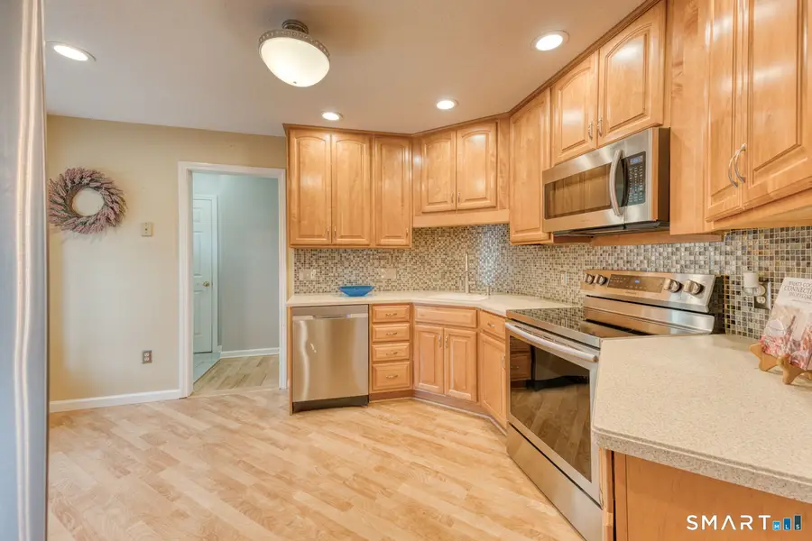 811 Village Road #811, Southington, CT 06489 - Image #2