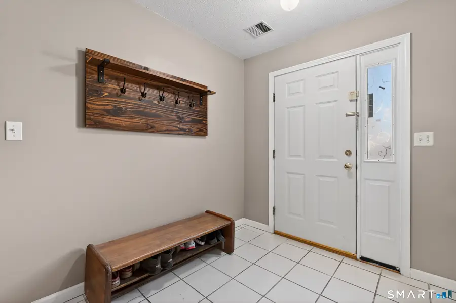 2390 State Street #L17C, Hamden, CT 06517 - Image #2