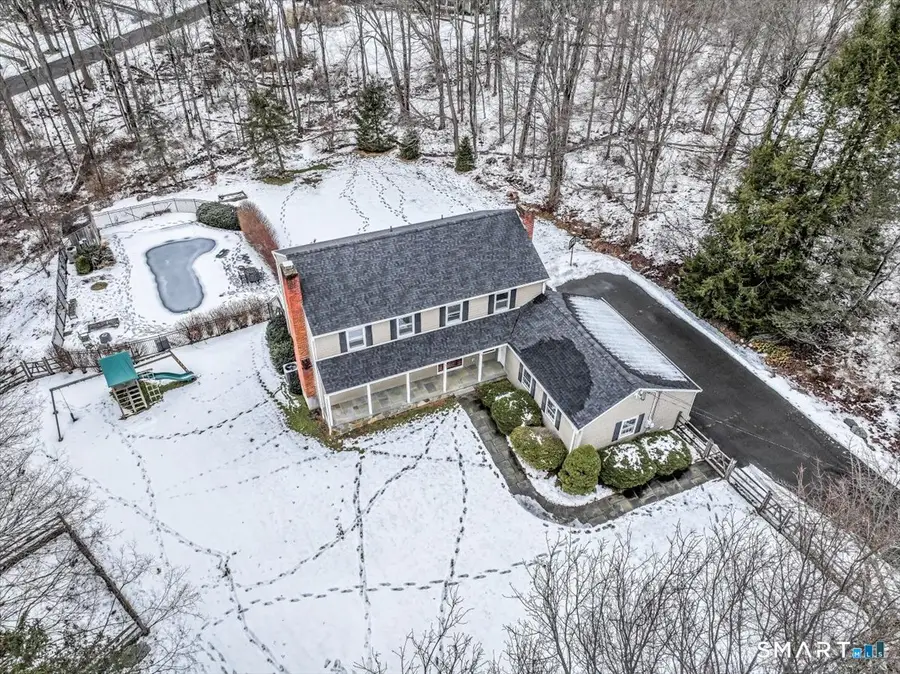 6 Westwood Terrace, Newtown, CT 06470 - Image #2