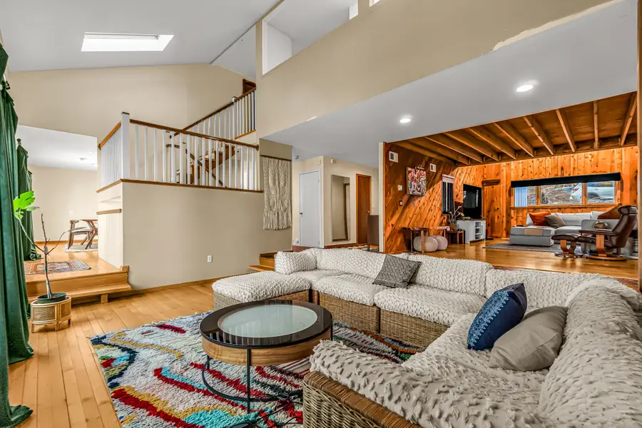 4 Old Gate Lane, Newtown, CT 06470 - Image #2