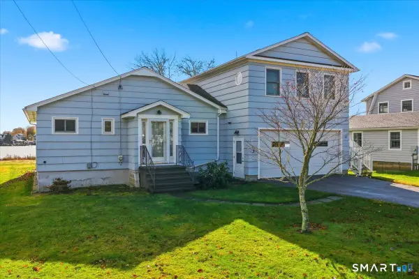 3 Lamberts Lane, Stonington, CT 06378