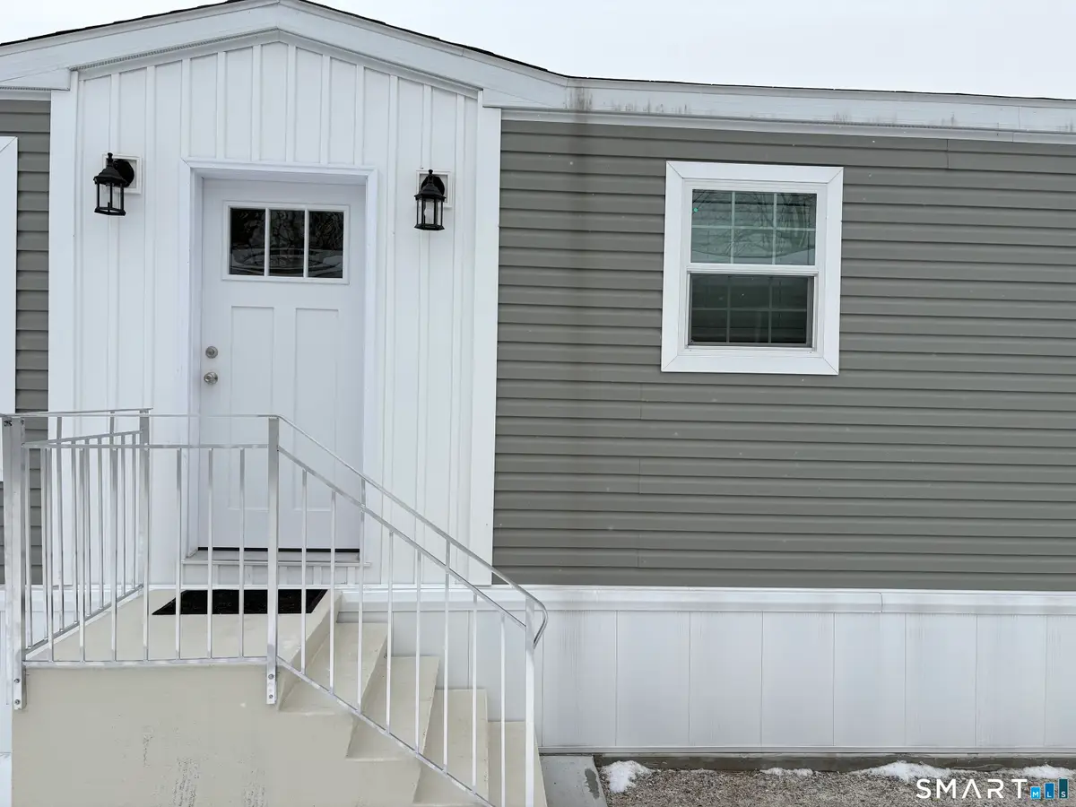 46 Kenosia Avenue #26, Danbury, CT 06810 - Image #1