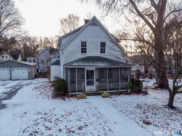 33 Chapman Street, Putnam, CT 06260