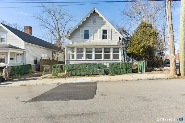 31 Grand Street, New London, CT 06320