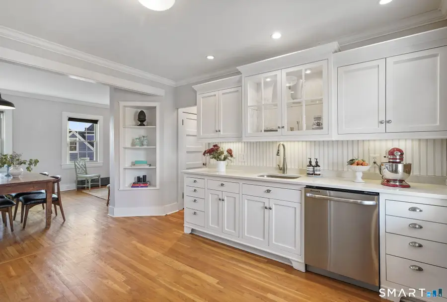 27 Nash Lane #5, Bridgeport, CT 06605 - Image #3