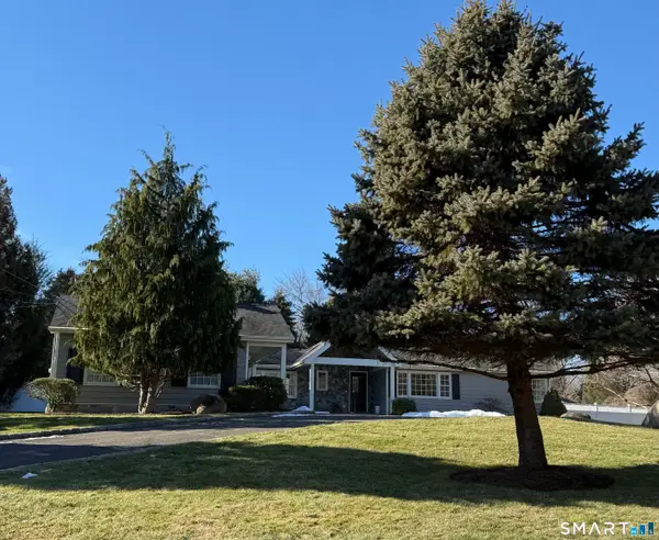 36 Macarthur Lane, Stamford, CT 06902