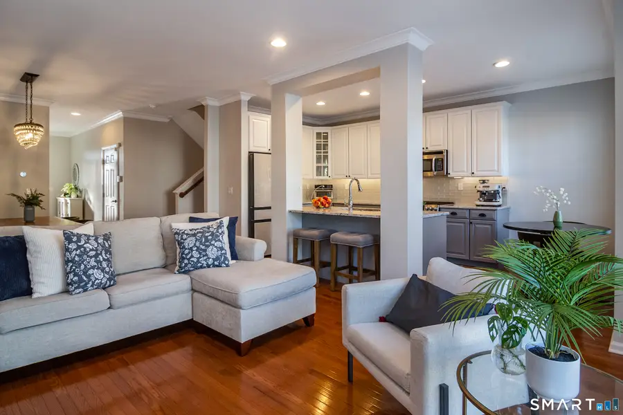 76 Park Place Circle, West Hartford, CT 06110 - Image #2