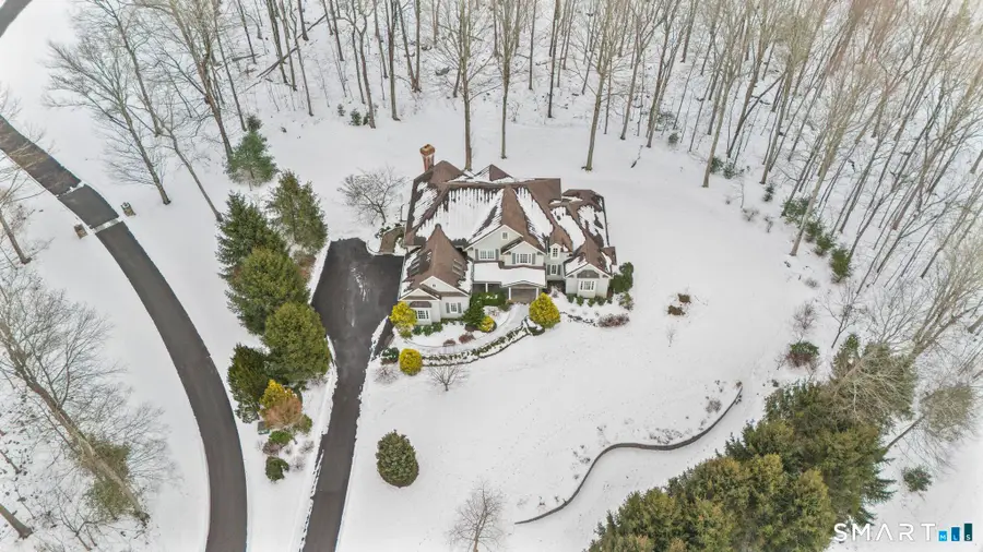 51 Elderslie Lane, Woodbridge, CT 06525 - Image #3