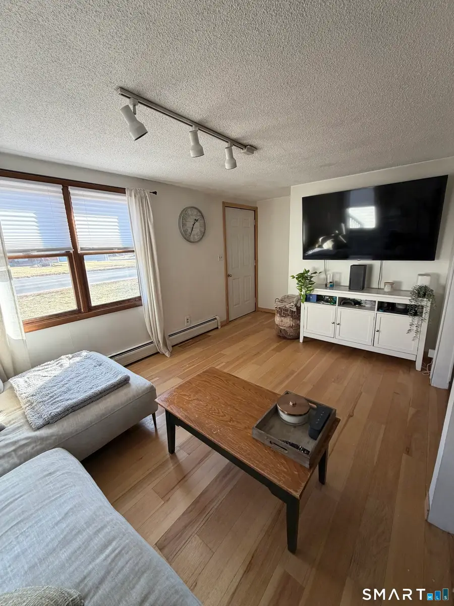 122 Wells Road, East Windsor, CT 06088 - Image #3