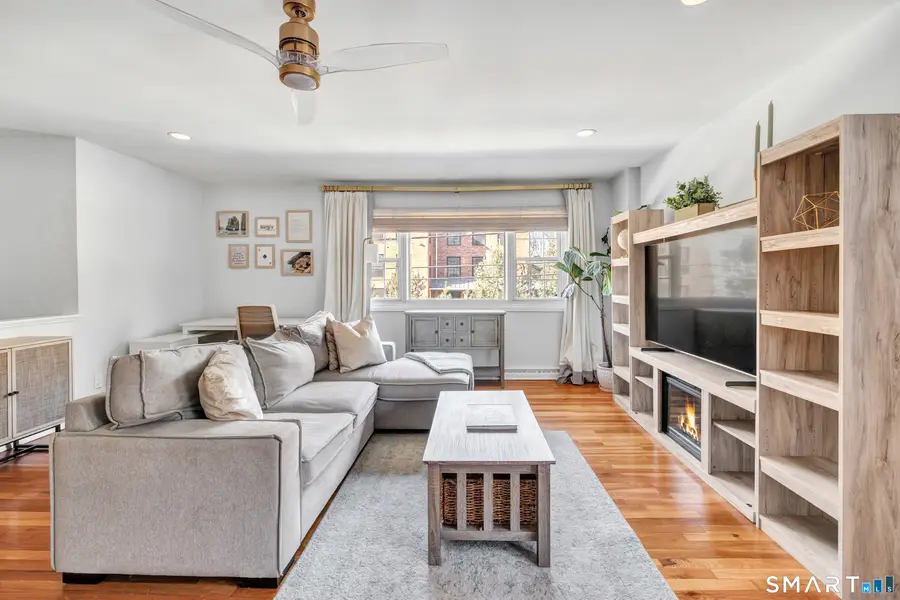 245 Unquowa Road #APT 6, Fairfield, CT 06824 - Image #3