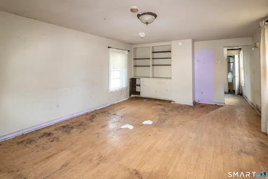 18 Bryson Avenue, Seymour, CT 06483 - Image #2