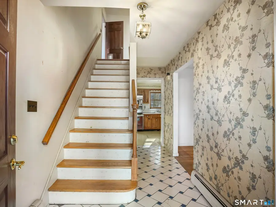 18 Griffith Road, Riverside, CT 06878 - Image #2