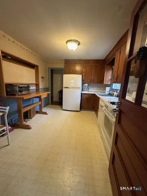 602 Fan Hill Road, Monroe, CT 06468 - Image #3