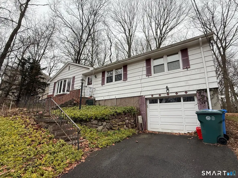 46 Forest Court North, Hamden, CT 06518 - Image #2