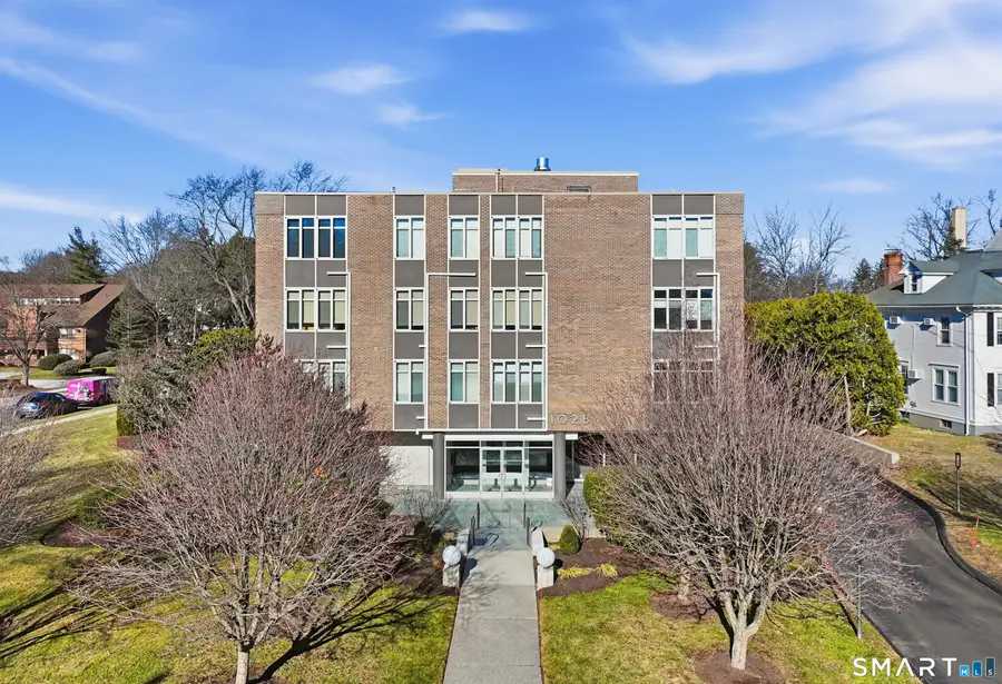 1028 Farmington Avenue #APT 3G, West Hartford, CT 06107 - #2