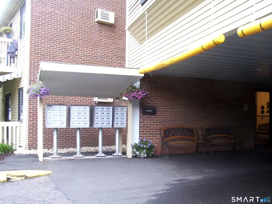 40 Firetown Road #APT 22, Simsbury, CT 06070 - Image #3