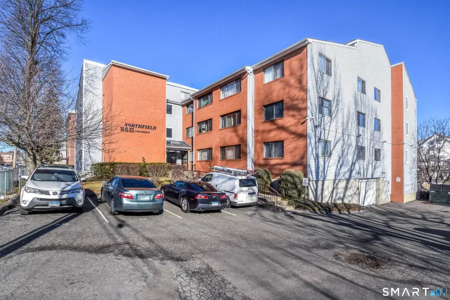 20 Amsterdam Avenue #2E, Bridgeport, CT 06606 - Image #2
