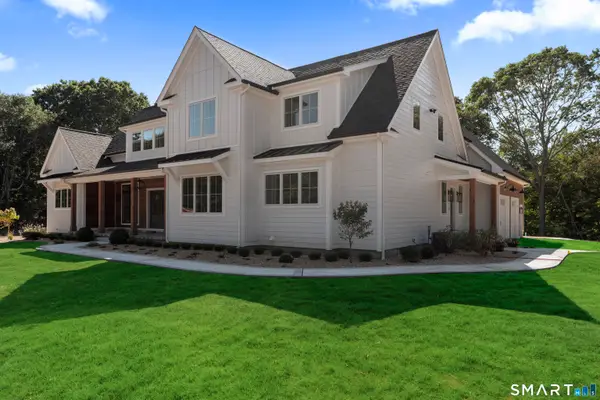 23-1 Heritage Road, East Lyme, CT 06333