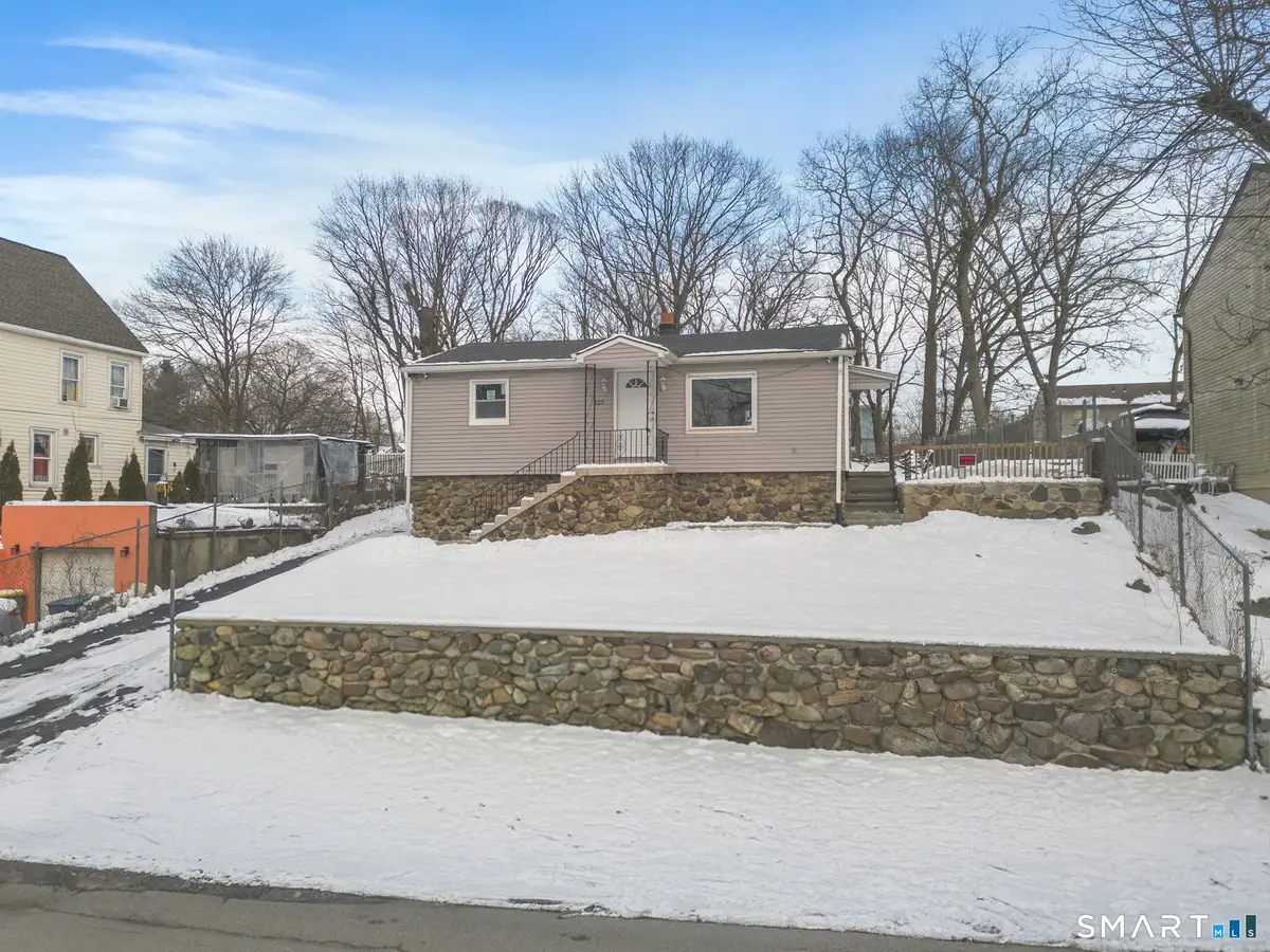 123 Birch Street, Waterbury, CT 06704 - Image #1
